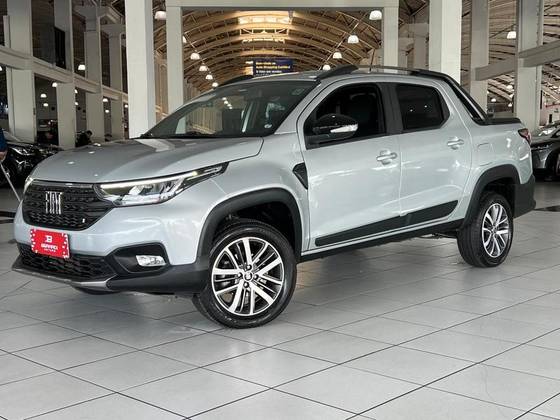FIAT STRADA 1.3 FIREFLY FLEX VOLCANO CD CVT FIAT STRADA 1.3 FIREFLY FLEX VOLCANO CD CVT